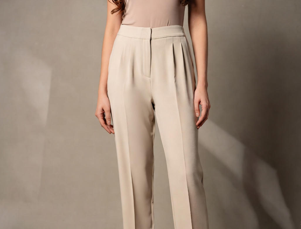 Women pant stitched by Bano Stitching women clothing manufacturing services in Lahore with delivery worldwide